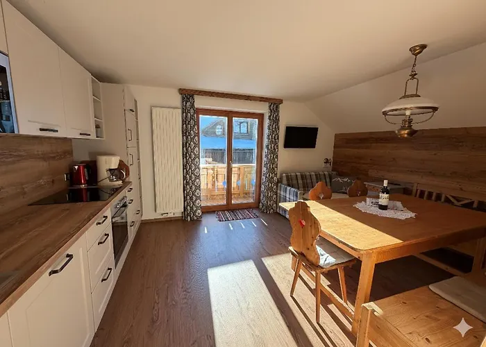 Apartmán Almhaus Bachmann *
